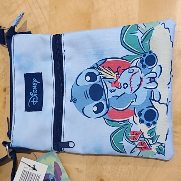 Disney Lilo & Stitch Palm Tree Passport Crossbody Bag - Picture 1 of 16